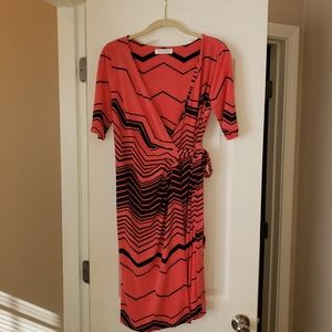 🦄 EUC Motherhood Maternity wrap dress Med 10/12